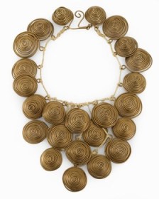 calder_necklace_storyslide_image