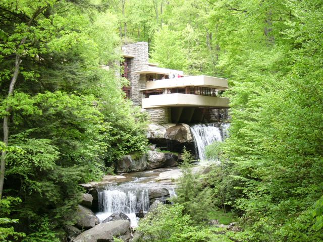 Fallingwater_Frank-Lloyd-Wright