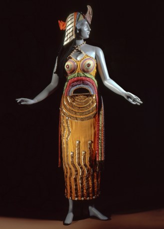 1a680344884eb07d-SoniaDelaunayCostumefortitlerolefromCleopatra1918silksequinsmirrorandbeadswoolyarnmetallicthreadbraidlamLosAngelesCountyMuseumofArtCostumeCouncilFund