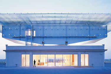 1737718_7_711c_le-batiment-de-la-pinacoteca-giovanni-e-marella_85ec9e65babf098ac95817809b86bdbb