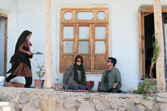 8d7c2d4_482-l2yor7.pzbee