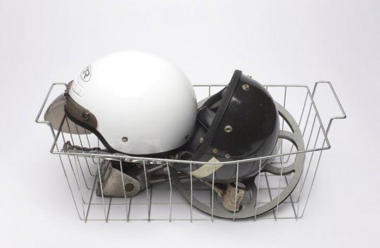 Cady-Noland-Sans-titre-2008-540x352